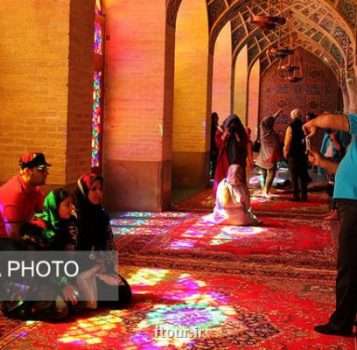 نهمین کنفرانس الگوی اسلامی ایرانی پیشرفت، شرط کافی توسعه گردشگری مذهبی فراهم کردن زیرساخت های میزبانی است