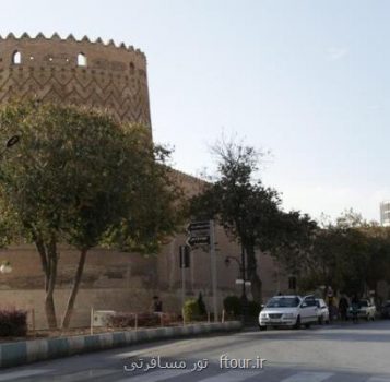 معاون گردشگری استانداری فارس: پروانه هتل آسمان شیراز احتیاج به بازبینی دارد