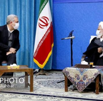 وزیر گردشگری در یزد خبر داد اختصاص ۷۰۰۰ میلیارد تومان برای پشتیبانی از فعالان گردشگری و صنایع دستی