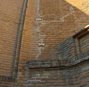 مدیرکل میراث فرهنگی لرستان: نشست زمین قلعه فلک الافلاک را رد یا تایید نمی کنم