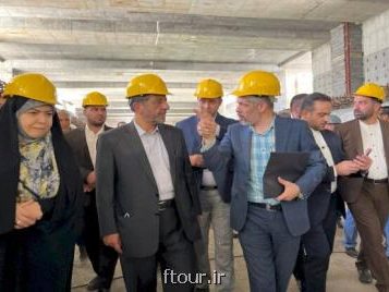 تاکید ضرغامی بر تکمیل پروژه متروی بهارستان – اصفهان