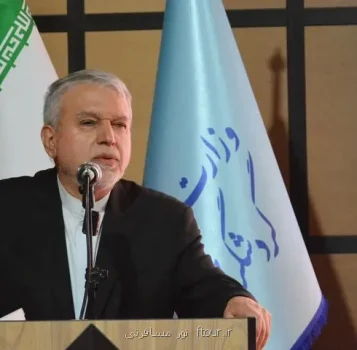 صالحی امیری: ازنا با تکمیل هتل پنج ستاره به مقصد گردشگری تبدیل می شود